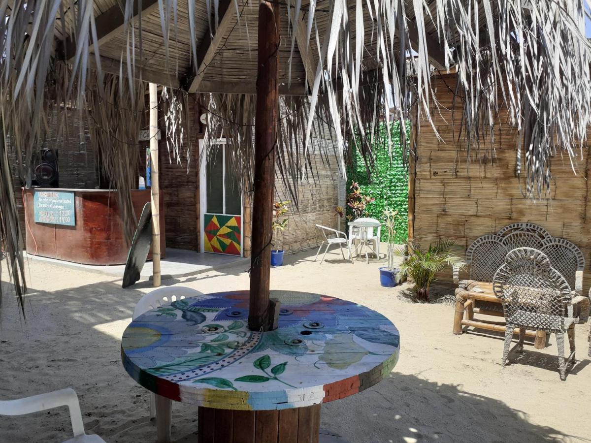 Hotel Pepon Surf Camp Máncora Exterior foto
