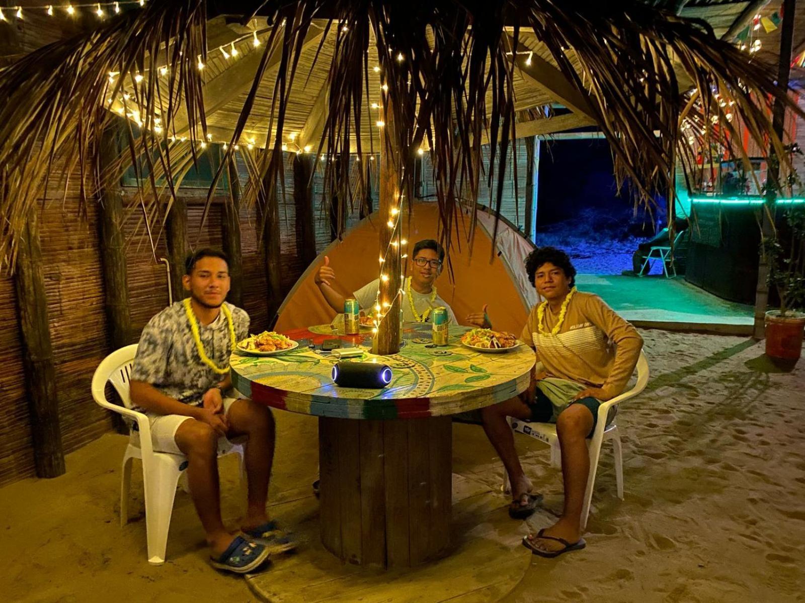 Hotel Pepon Surf Camp Máncora Exterior foto